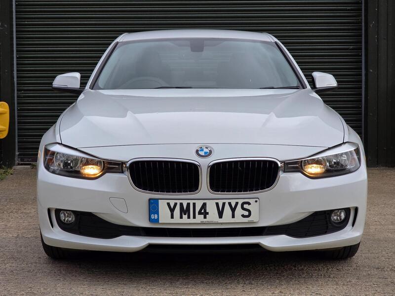 2014 BMW 3 Series 2.0 320d ED EfficientDynamics Euro 5 (s/s) 4dr interior or exterior view