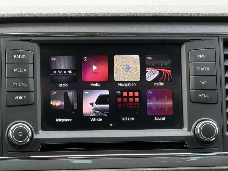 White 2017 SEAT Leon - AutoTrader Import