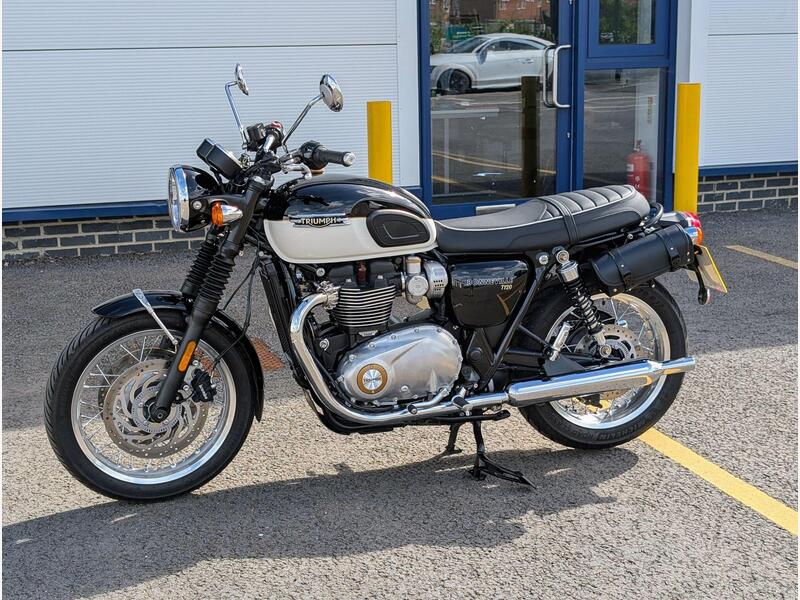 2023 Triumph Bonneville T120 - AutoTrader Import