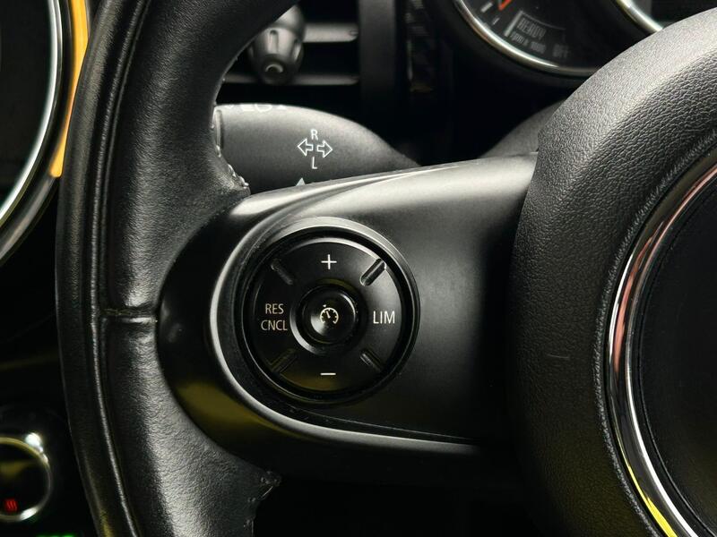 2019 MINI Hatch - AutoTrader Import