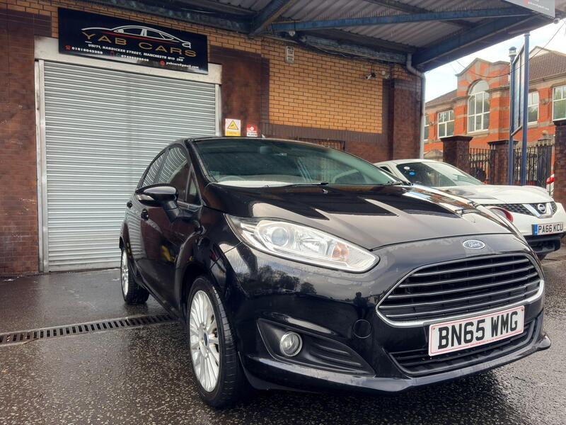 Ford Fiesta 1.0T EcoBoost Titanium Euro 6 (s/s) 5dr