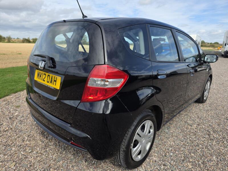 Honda Jazz 1.2 i-VTEC S Euro 5 5dr 2012 — view 8