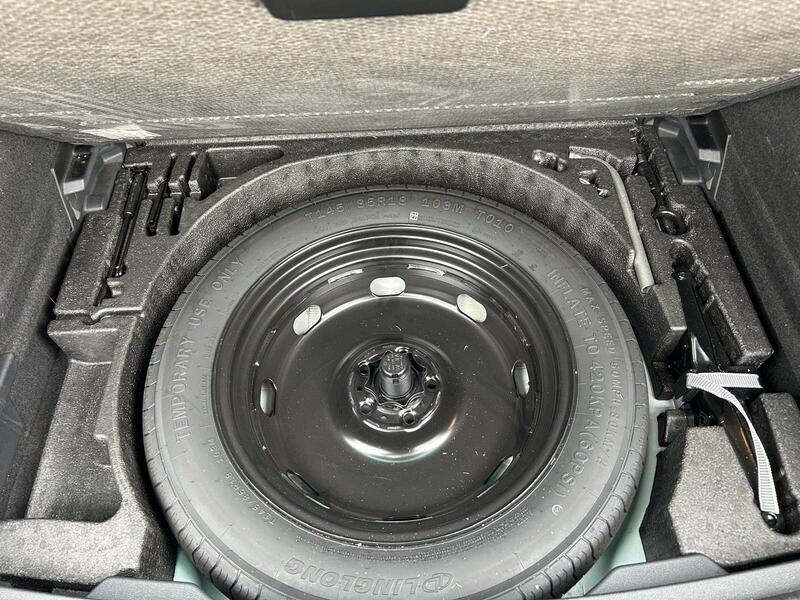 WHITE 2018 Volkswagen Tiguan - AutoTrader Import