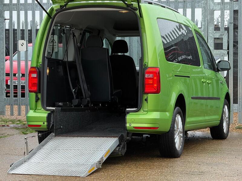 2017 Volkswagen Caddy Maxi Life - AutoTrader Import