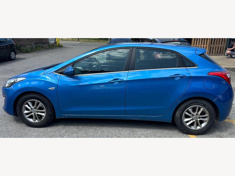 i30