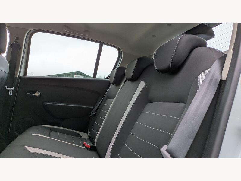 2017 Dacia Sandero Stepway - AutoTrader Import