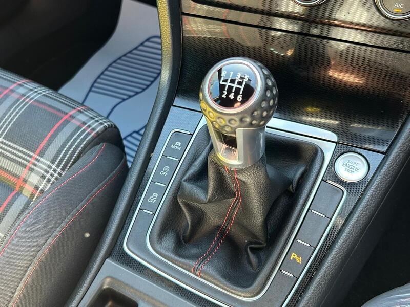 2016 Volkswagen Golf - AutoTrader Import