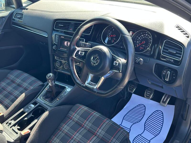 2016 Volkswagen Golf - AutoTrader Import