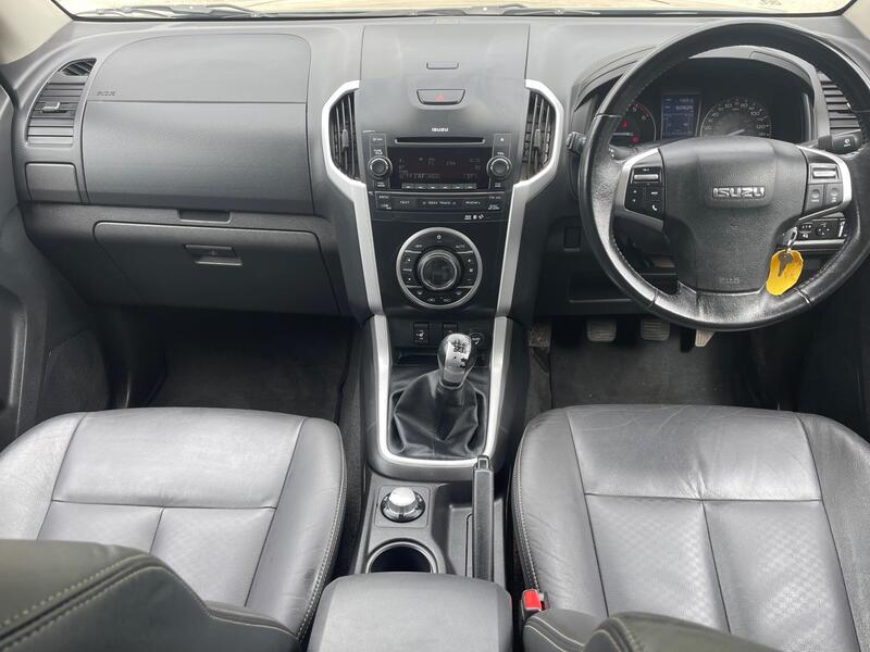 2017 Isuzu D-Max 2.5 TD Utah Huntsman 4x4 4dr interior or exterior view