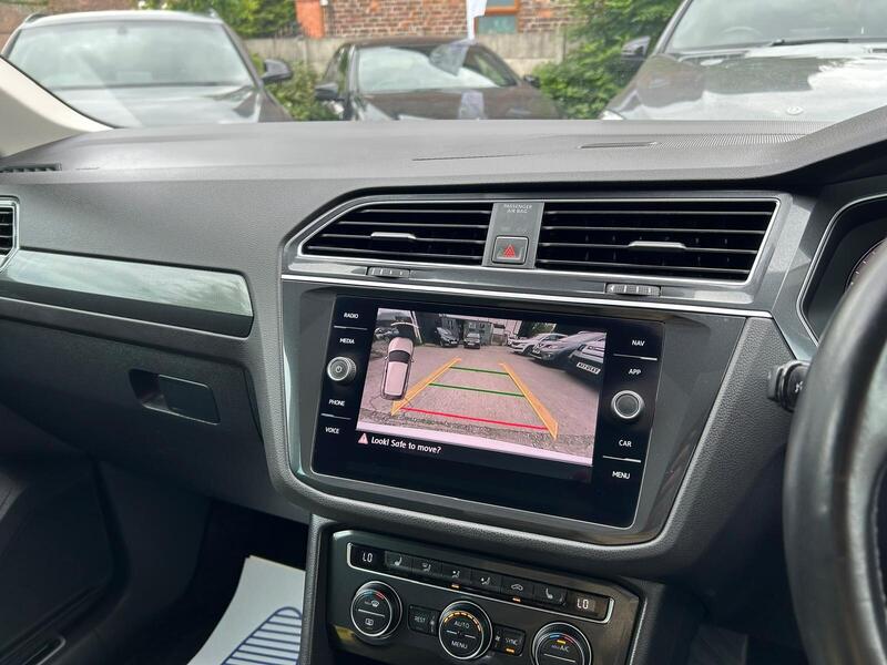 WHITE 2018 Volkswagen Tiguan - AutoTrader Import
