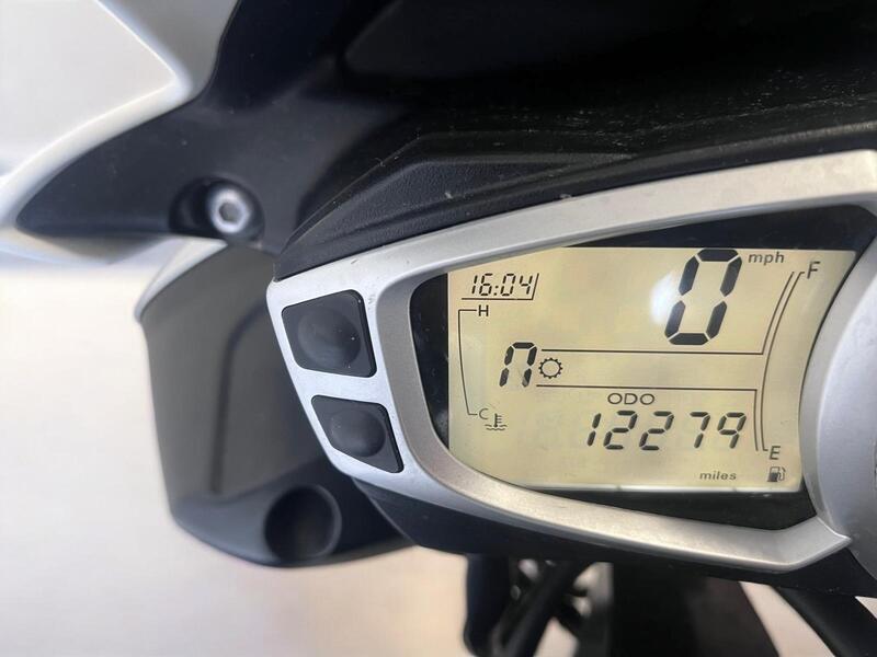 2017 Triumph Street Triple 675 - AutoTrader Import