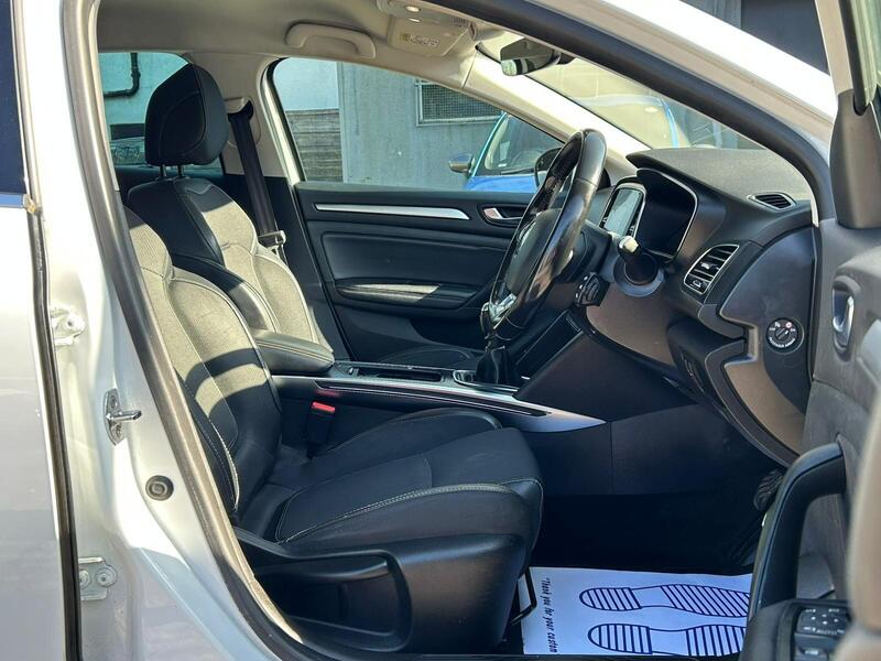 2021 Renault Megane - AutoTrader Import
