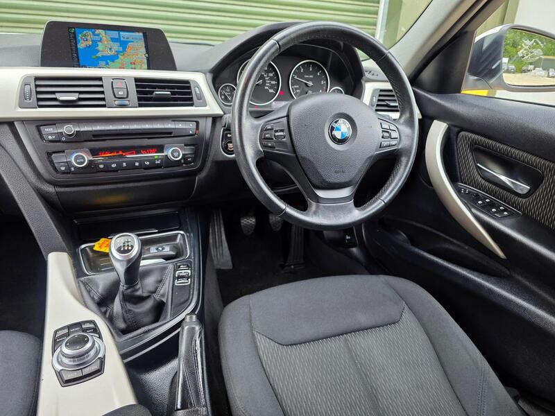 2014 BMW 3 Series 2.0 320d ED EfficientDynamics Euro 5 (s/s) 4dr interior or exterior view