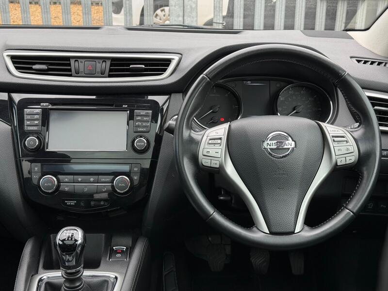 2014 Nissan Qashqai - AutoTrader Import