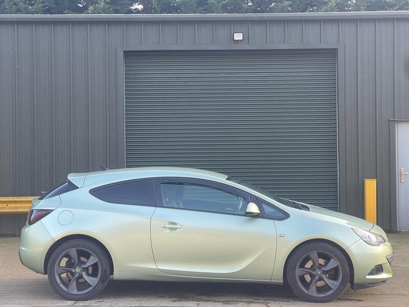 2012 Vauxhall Astra GTC 1.7 CDTi Sport Euro 5 (s/s) 3dr interior or exterior view