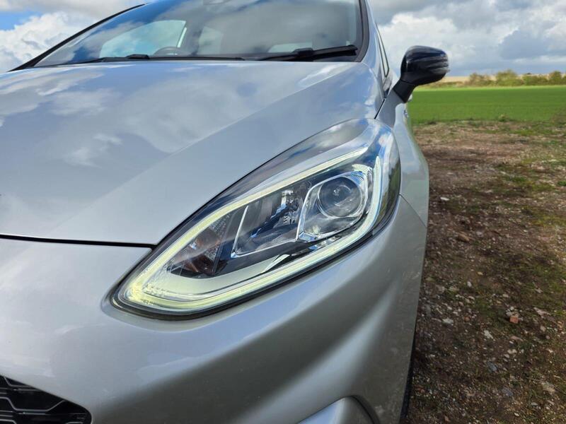 Ford Fiesta 1.0T EcoBoost ST-Line X Euro 6 (s/s) 5dr 2018 — view 18