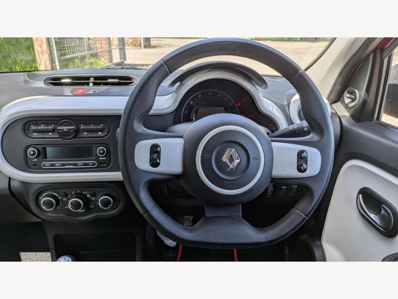 2015 Renault Twingo - AutoTrader Import