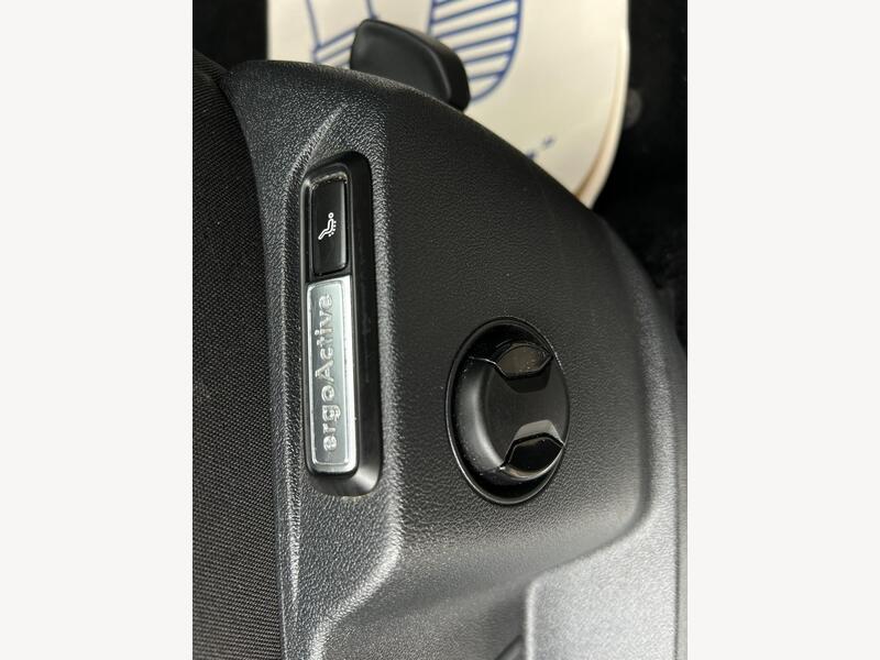 WHITE 2018 Volkswagen Tiguan - AutoTrader Import