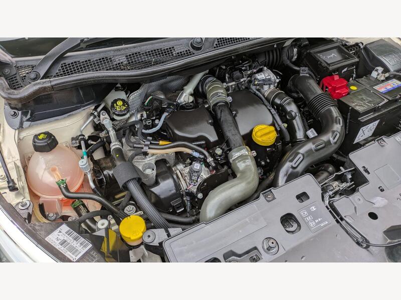 2016 Renault Captur - AutoTrader Import