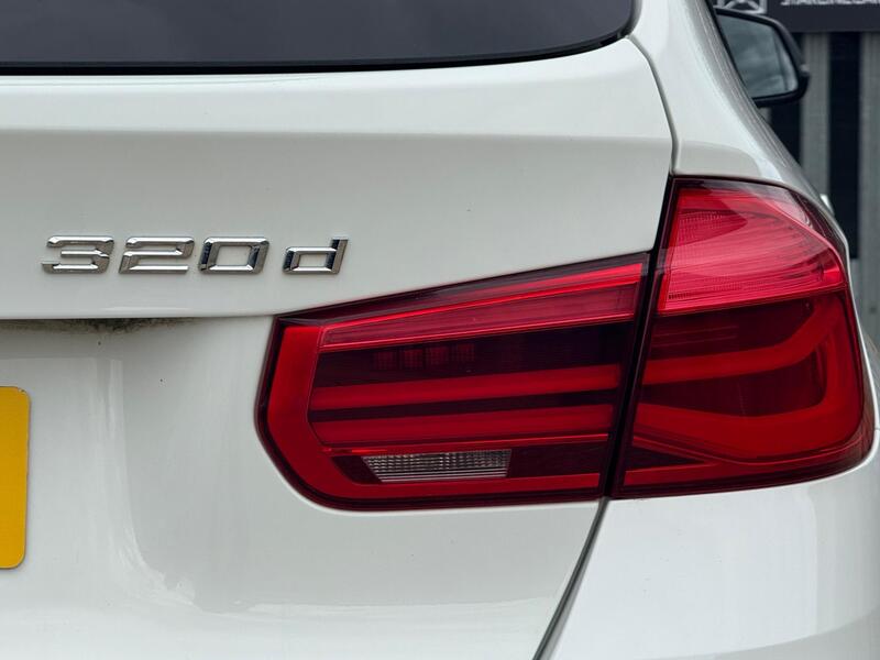 2018 BMW 3 Series - AutoTrader Import