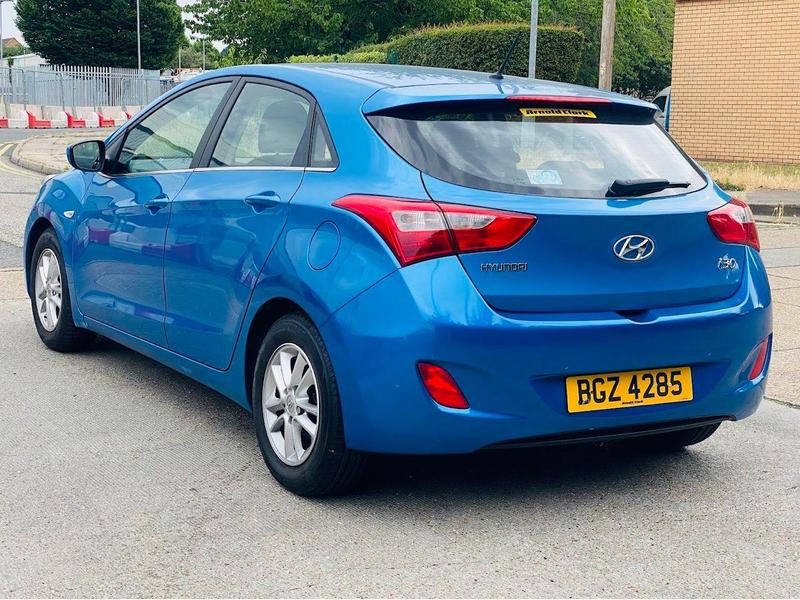 i30