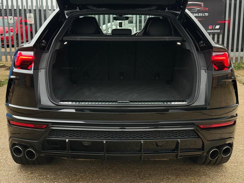 2021 Lamborghini Urus - AutoTrader Import