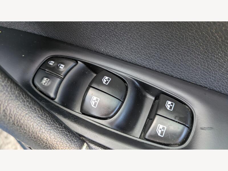 Blue 2018 Nissan Qashqai - AutoTrader Import