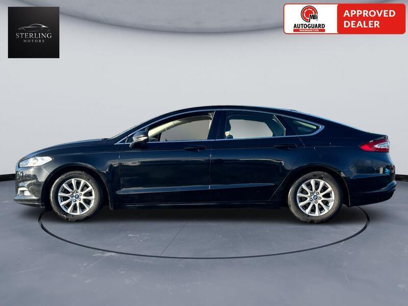 Black 2017 Ford Mondeo - exterior