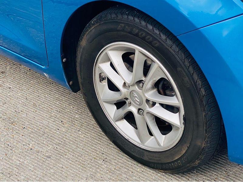 i30