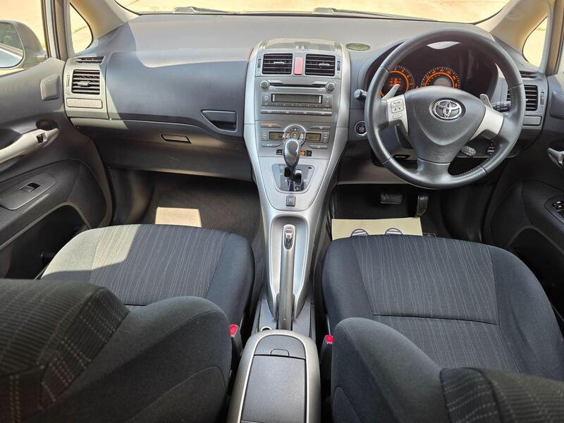 2007 Toyota Auris 1.6 T Spirit Multimode 5dr interior or exterior view