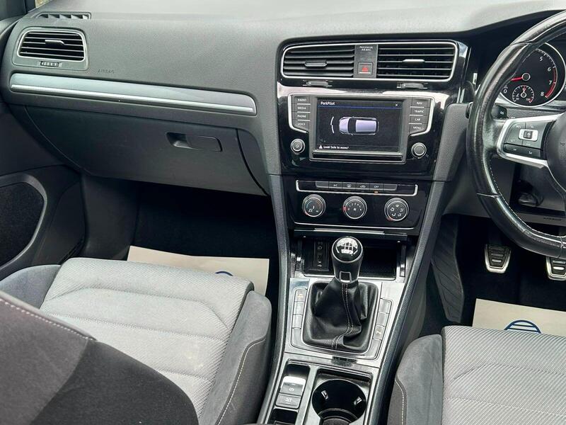 2016 Volkswagen Golf - AutoTrader Import