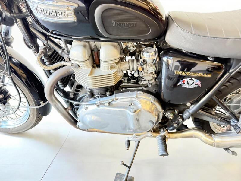 2002 Triumph Bonneville 790 - AutoTrader Import