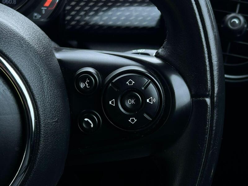 2019 MINI Hatch - AutoTrader Import