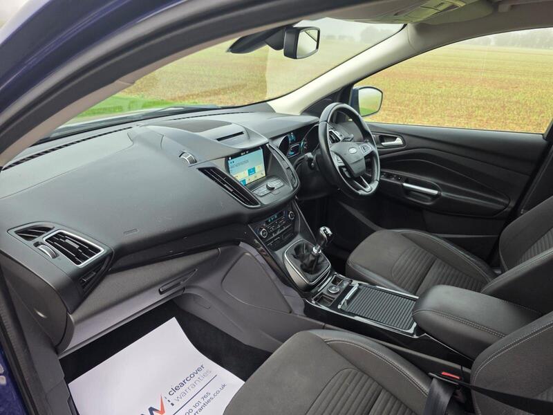 Ford Kuga 1.5T EcoBoost Titanium 2WD Euro 6 (s/s) 5dr 2018 — view 3