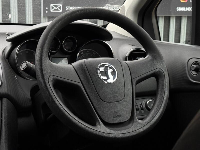 2011 Vauxhall Meriva - AutoTrader Import