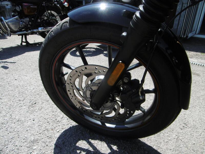Image 13 / 20