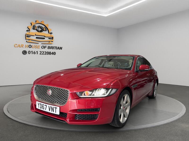 Jaguar XE 2.0i Portfolio Auto Euro 6 (s/s) 4dr