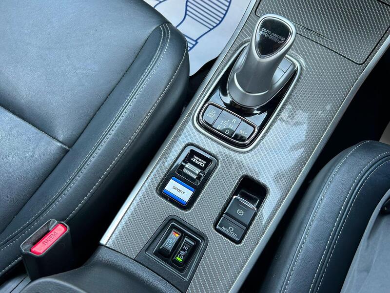 2021 Mitsubishi Outlander - AutoTrader Import
