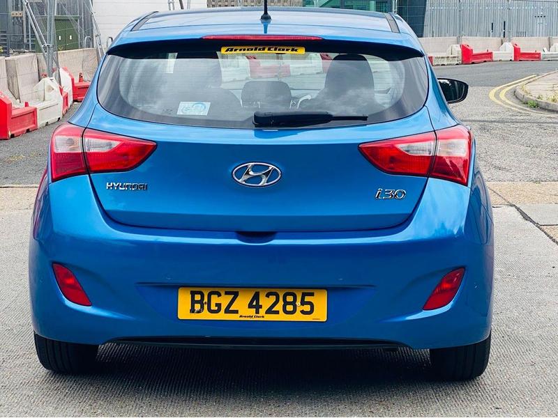 i30