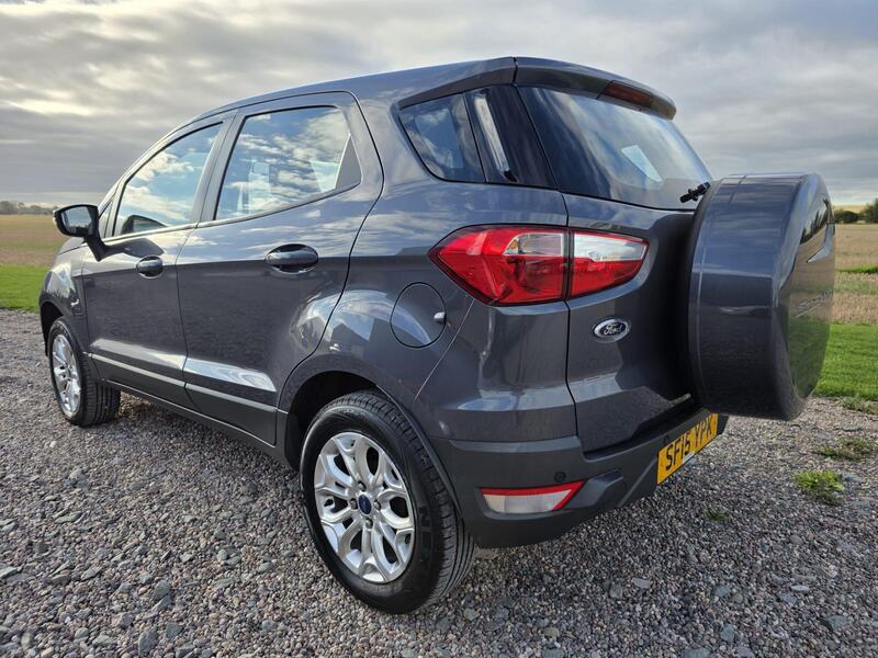 Ford EcoSport 1.0T EcoBoost Zetec 2WD Euro 6 (s/s) 5dr 2015 — view 2