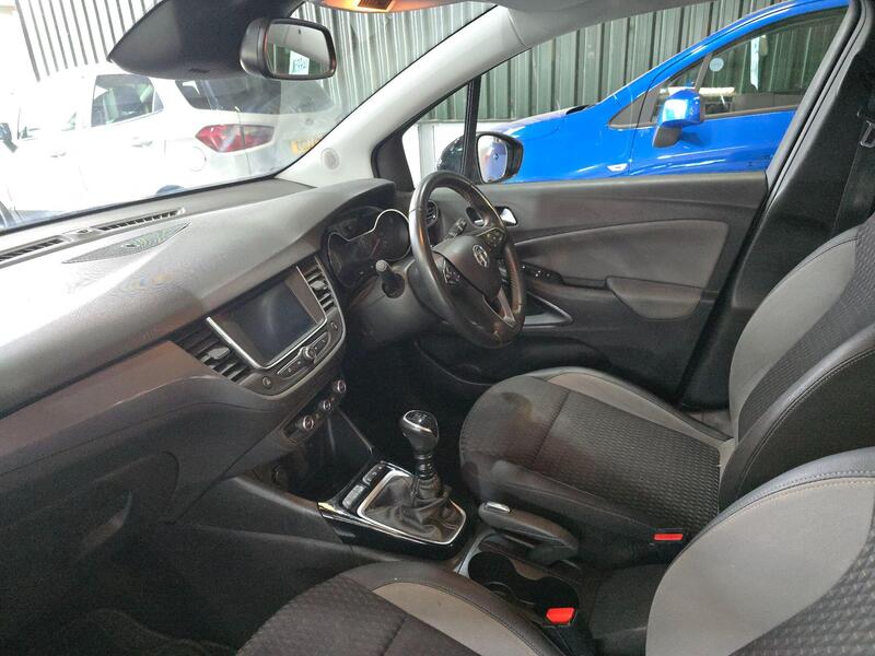 Vauxhall Crossland X 1.2 Turbo Elite Euro 6 (s/s) 5dr 2020 — view 46