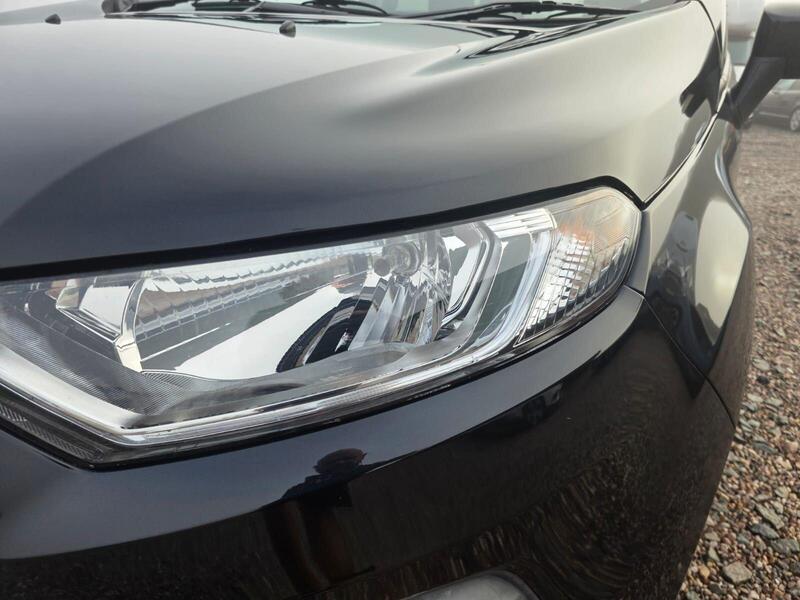 Ford EcoSport 1.0T EcoBoost Titanium 2WD Euro 5 (s/s) 5dr 2015 — view 19