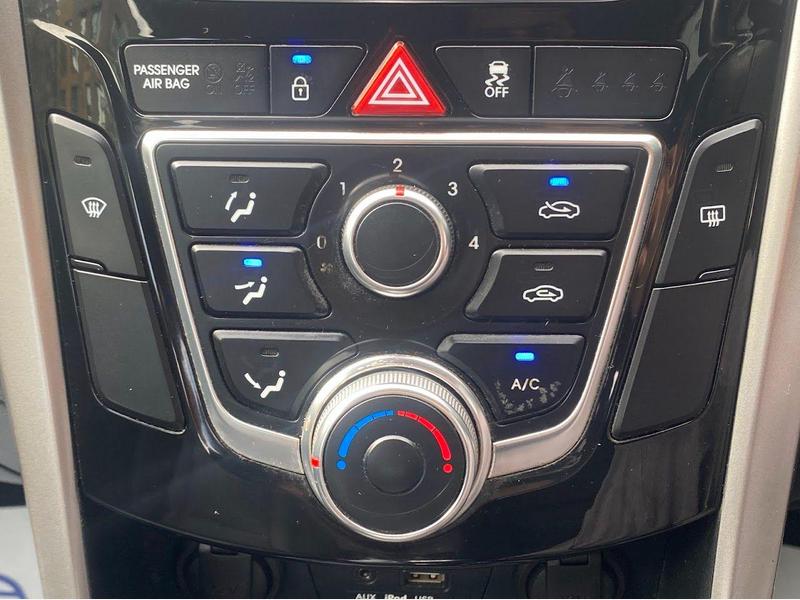 i30