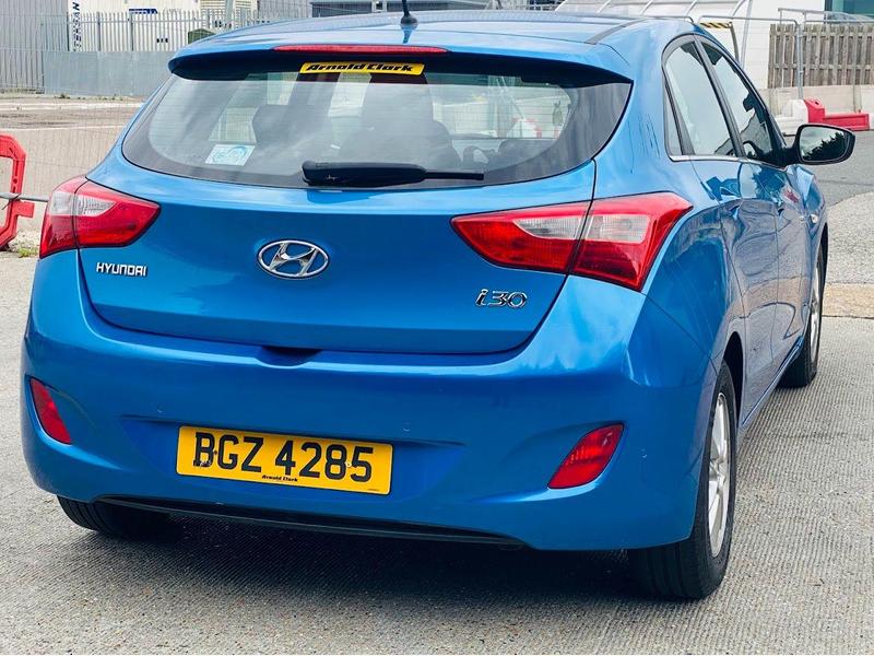 i30