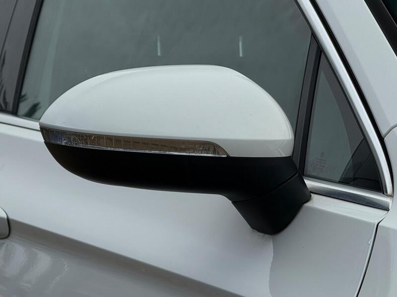 2019 Volkswagen Passat - AutoTrader Import