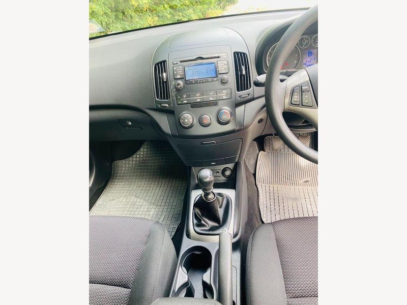 i30