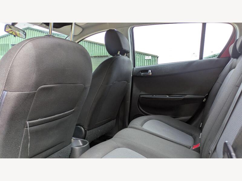 2013 Hyundai i20 - AutoTrader Import