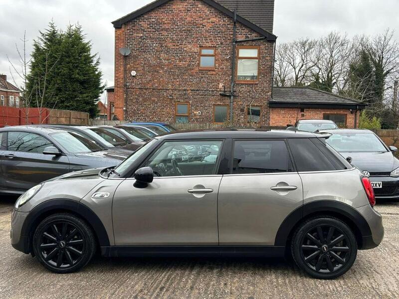 2019 MINI Hatch - AutoTrader Import