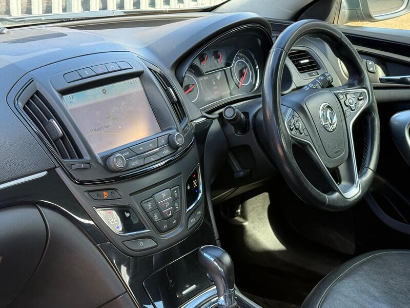 Grey 2015 Vauxhall Insignia - AutoTrader Import