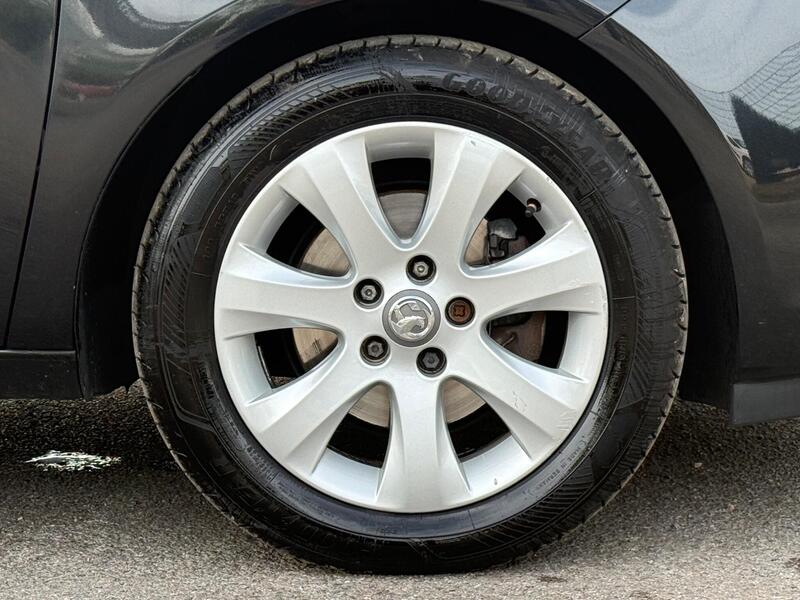 2017 Vauxhall Meriva - AutoTrader Import